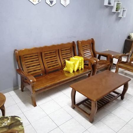 Homestay Perpaduan, Taman Bercham Raya Ulu Kinta Ipoh Perak Kampong Batu Lapan  Kültér fotó